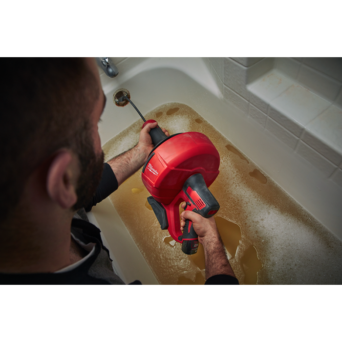 Milwaukee M12 BDC6-0C0 | 軽量・高性能なコードレス排水クリーナー