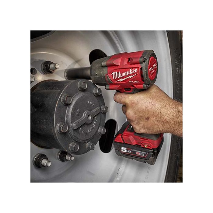 M18 FUEL™ 1/2インチ 745Nm インパクトレンチ | ミルウォーキーツール